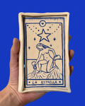 Apoya cartas de Tarot.